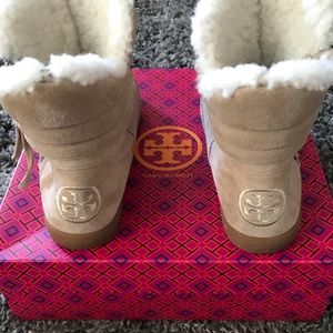 Tory Burch Bootie Sz 7